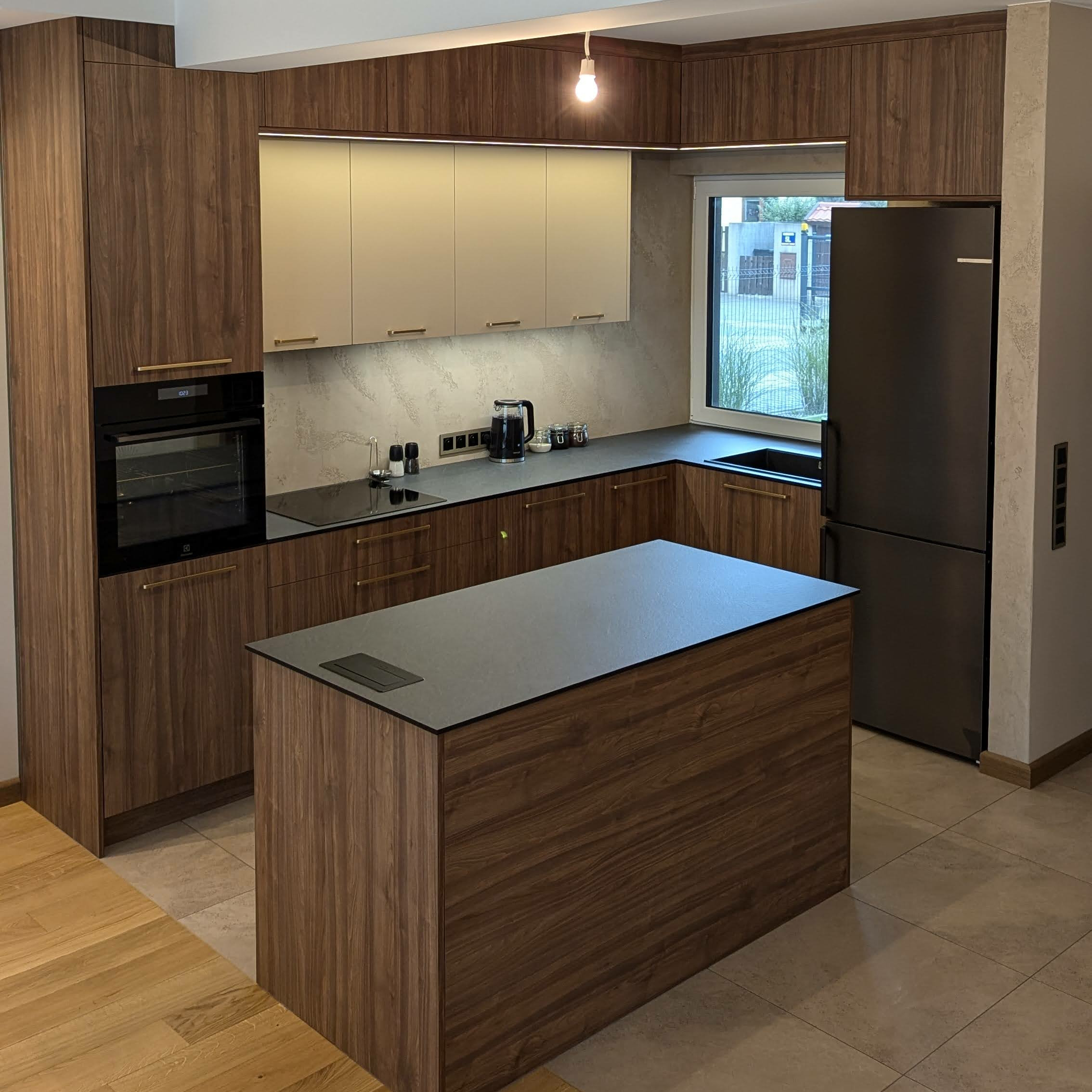 PXL_20240806_082400083.MP-0